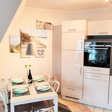 Apartment Haus Poststrasse 1a 18 - Kleine Schwalbe Kuehlungsborn